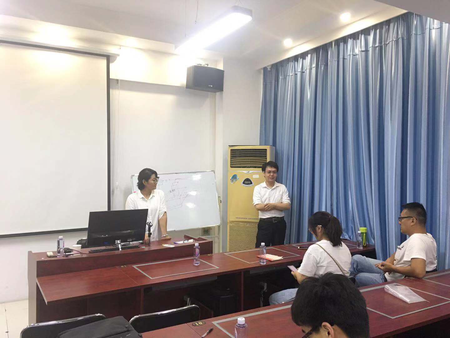 1565105799746031.jpg eb45a3c13723db067a09e267af4d52a.jpg