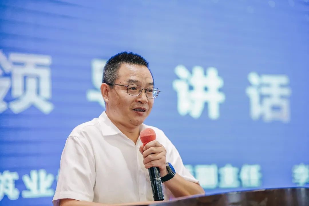 1665189885111602.jpg 1665189885111602.jpg