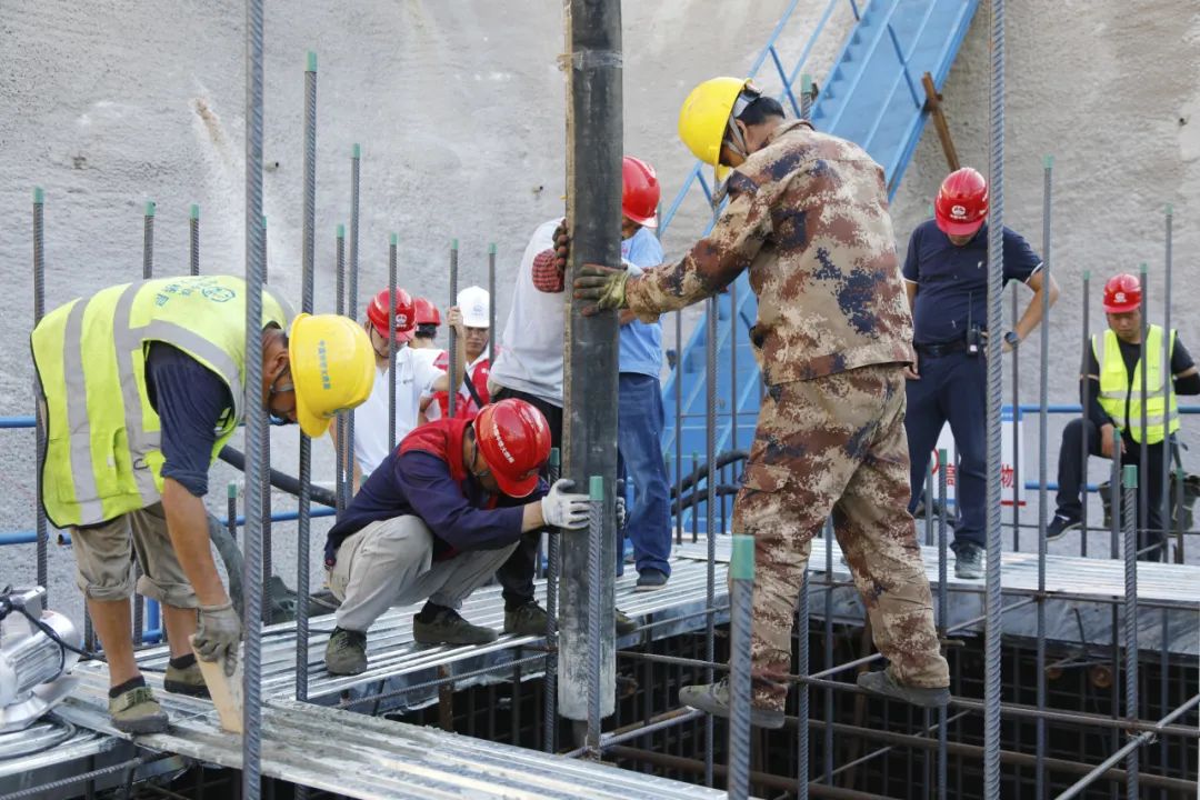 1693789600139095.jpg 640 (4).jpg