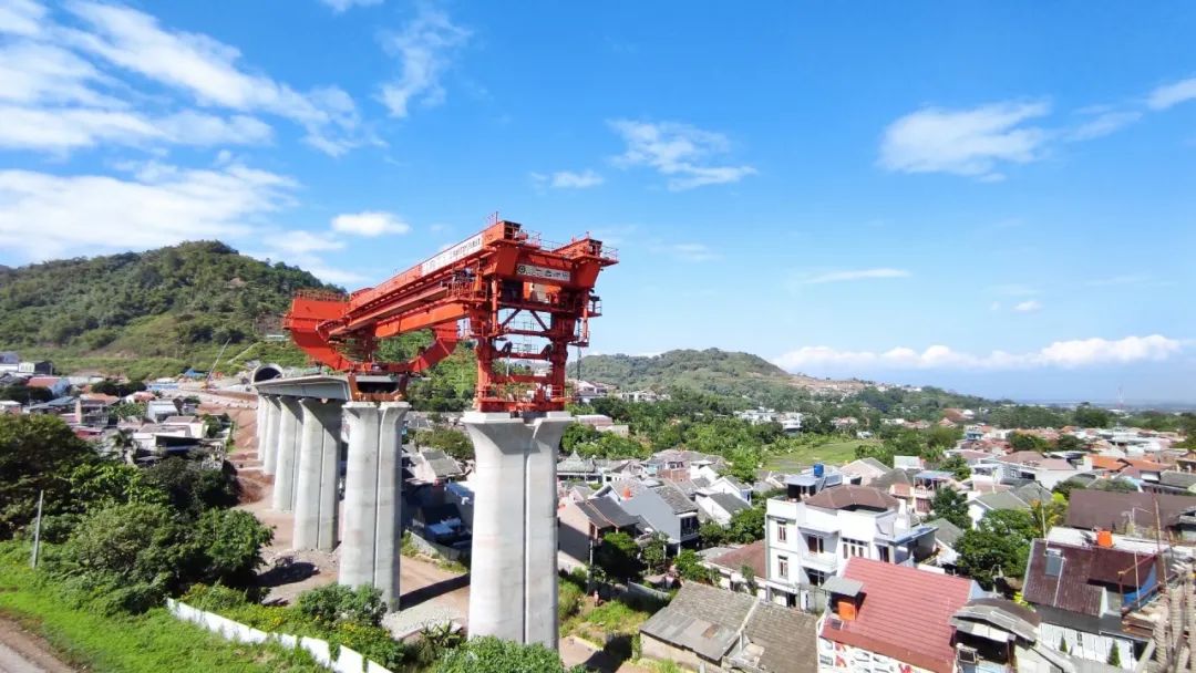 1694136407937619.jpg 640 (1).jpg