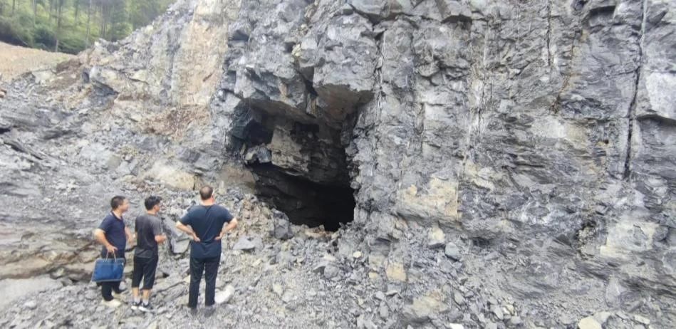 1694488957622583.jpg 2.jpg