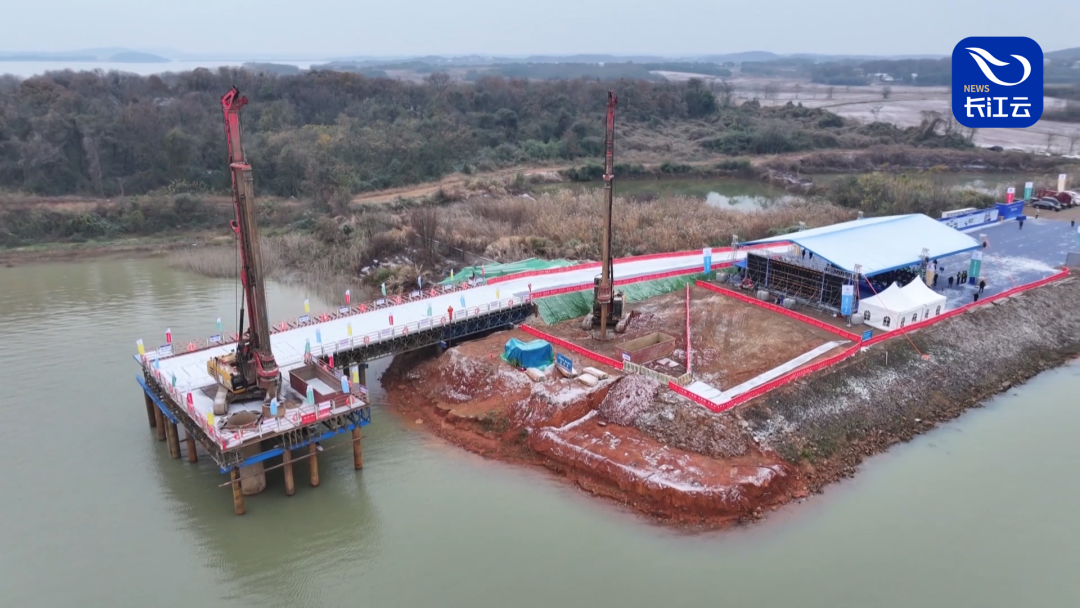 1703058212619571.png 640 (2).png