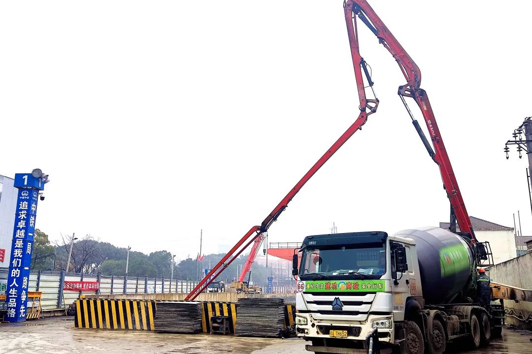 1704940605387716.jpg 640 (2).jpg