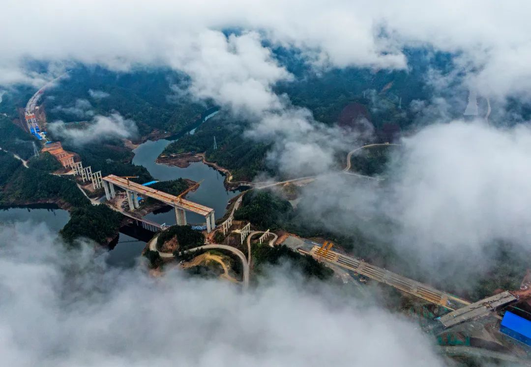 1705302160127374.jpg 640.jpg