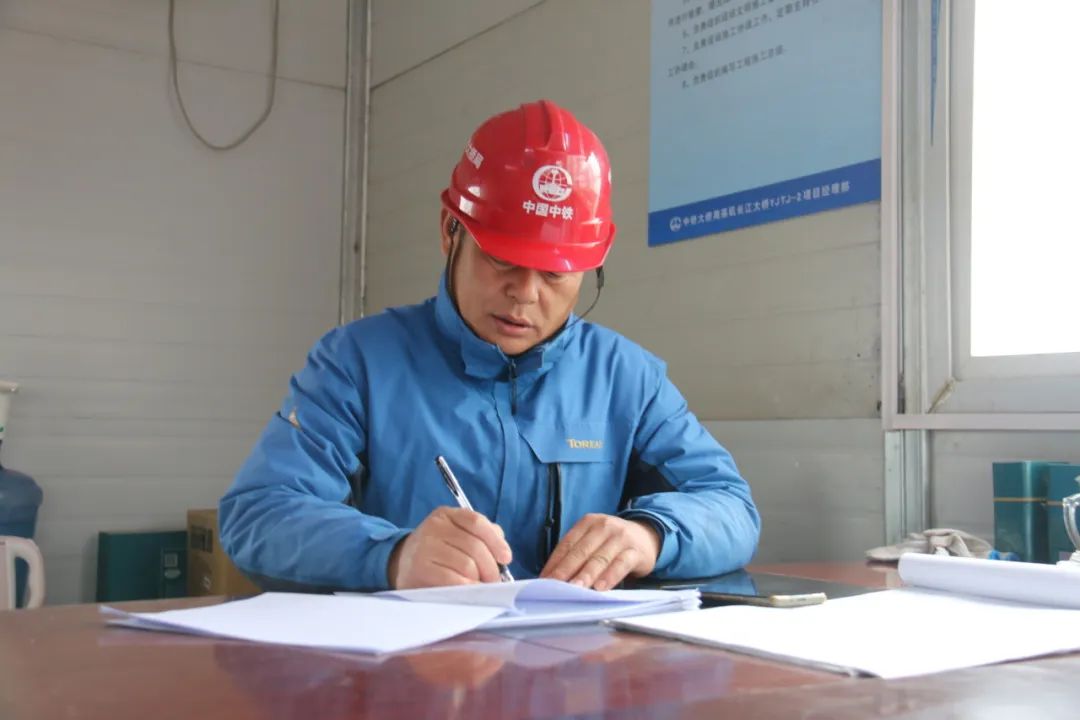 1706498425114369.jpg 640 (4).jpg