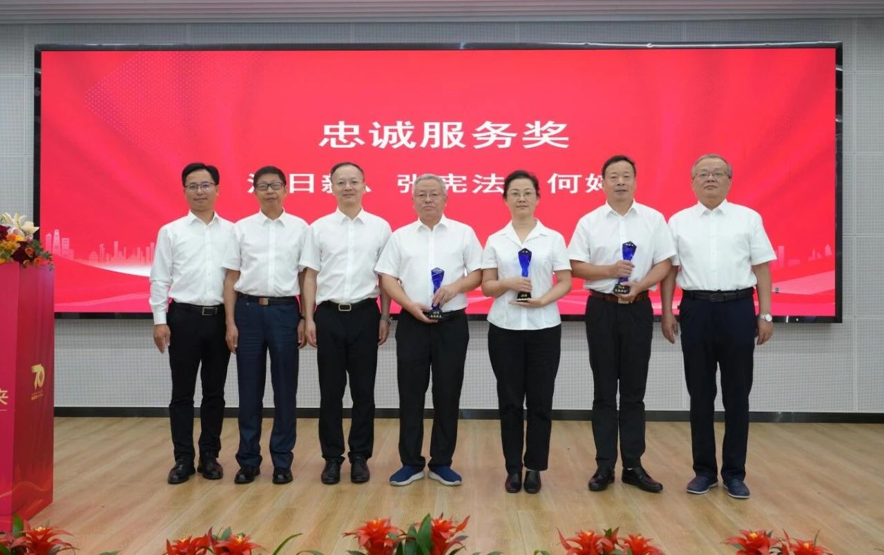 1729127583818163.jpg 1729127583818163.jpg